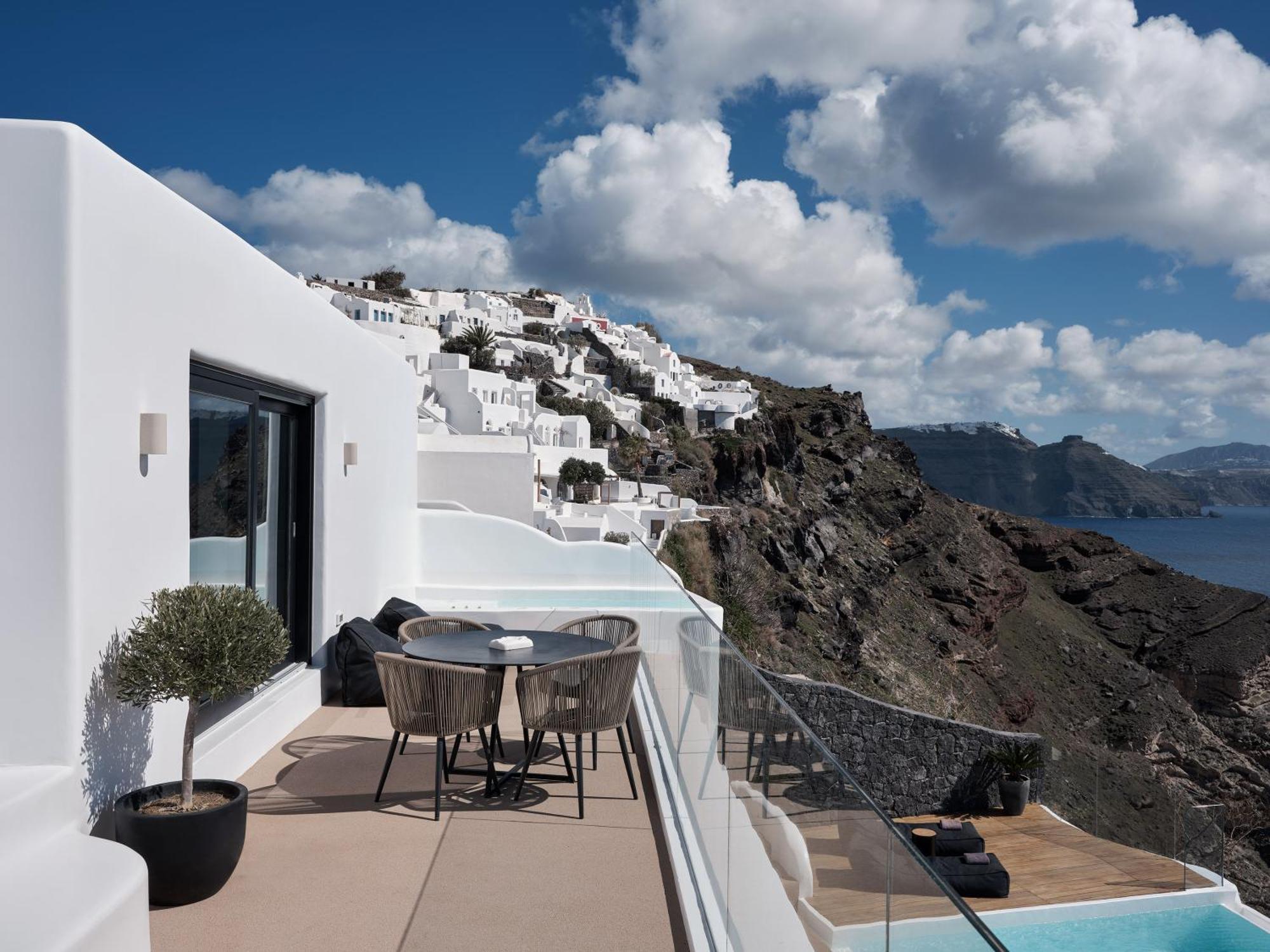 Olvos Luxury Suites Oia  Exterior photo
